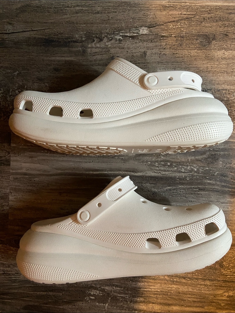 CROCS White Classic platform Clog Sandals